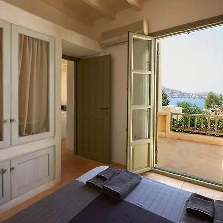 Ochre Dream, Front & Sunset Ferienhaus