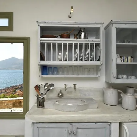 בית נופש Ochre Dream, Front & Sunset נאוסה