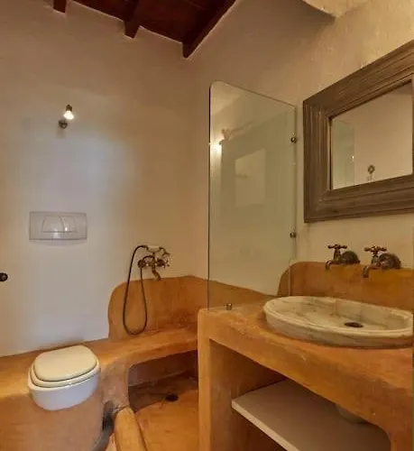 Ochre Dream, Front & Sunset