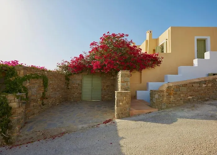 Ochre Dream, Front & Sunset Nyaraló *