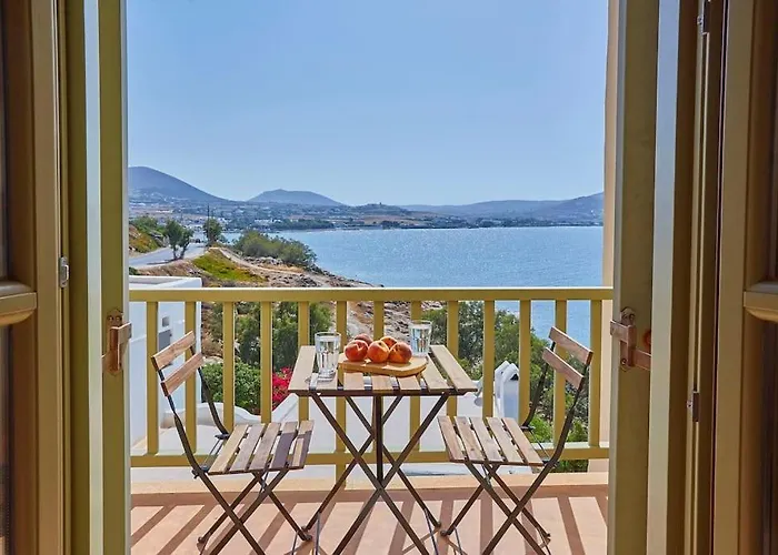 Nyaraló Ochre Dream, Front & Sunset Náusza