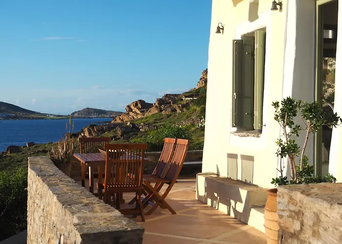 Ochre Dream, Front & Sunset 度假居